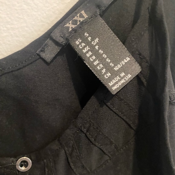 Forever21 Black Flowing Boho Tank Top with Buttons - Picture 3 of 3